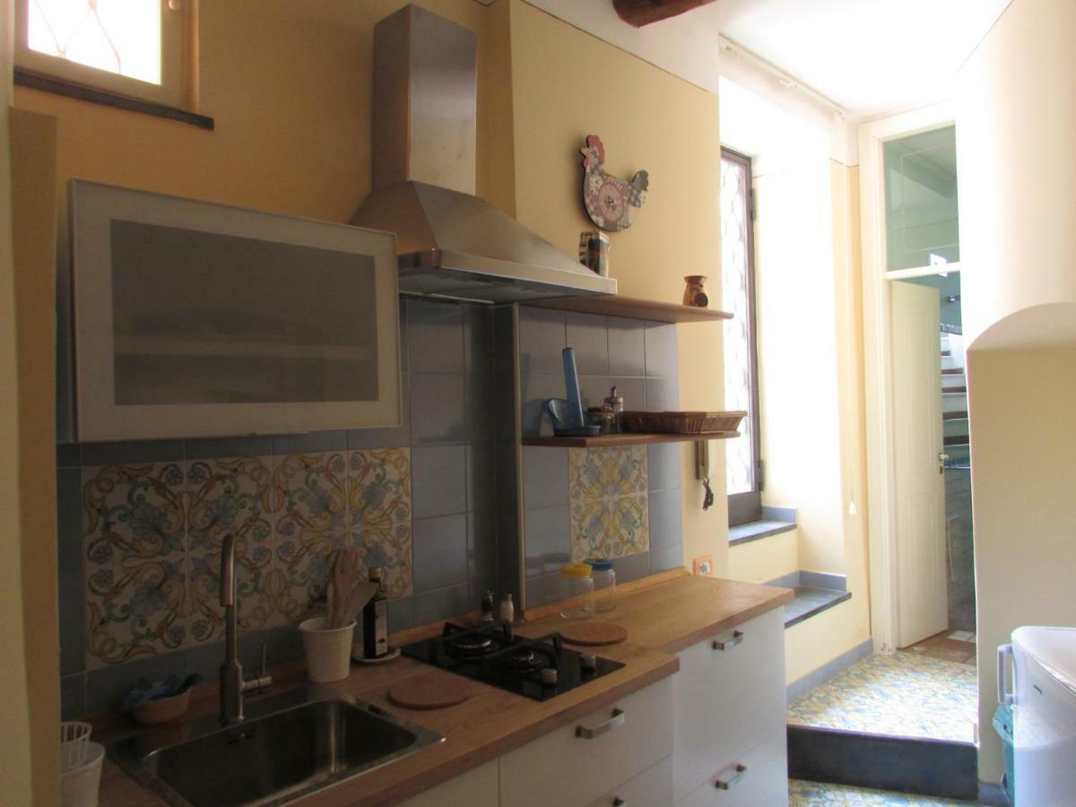 Salerno Domus Claudia Apartment Exterior photo