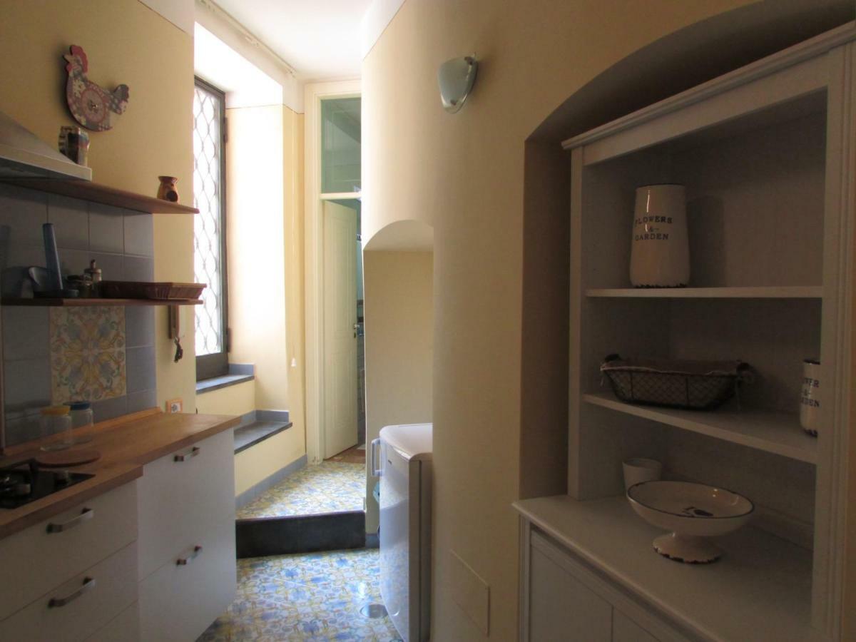Salerno Domus Claudia Apartment Exterior photo